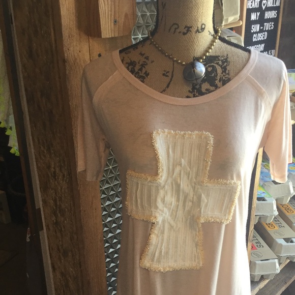 NEW Cross Tunic in Blush - Picture 1 of 1